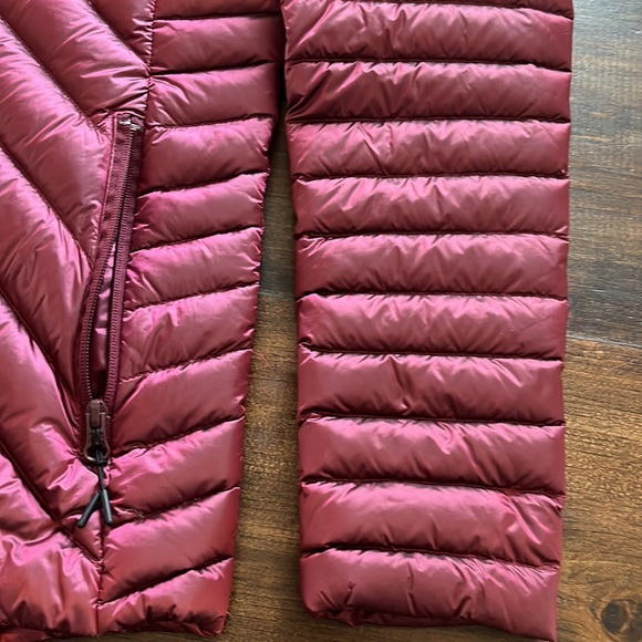 Lightweight Puffer Jacket - Picture 3 of 5